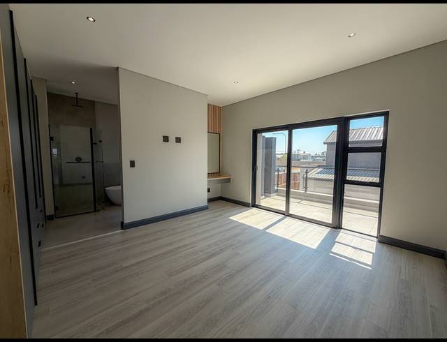 4 BEDROOM HOUSE FOR SALE IN FOUNTAINBROOK ESTATE